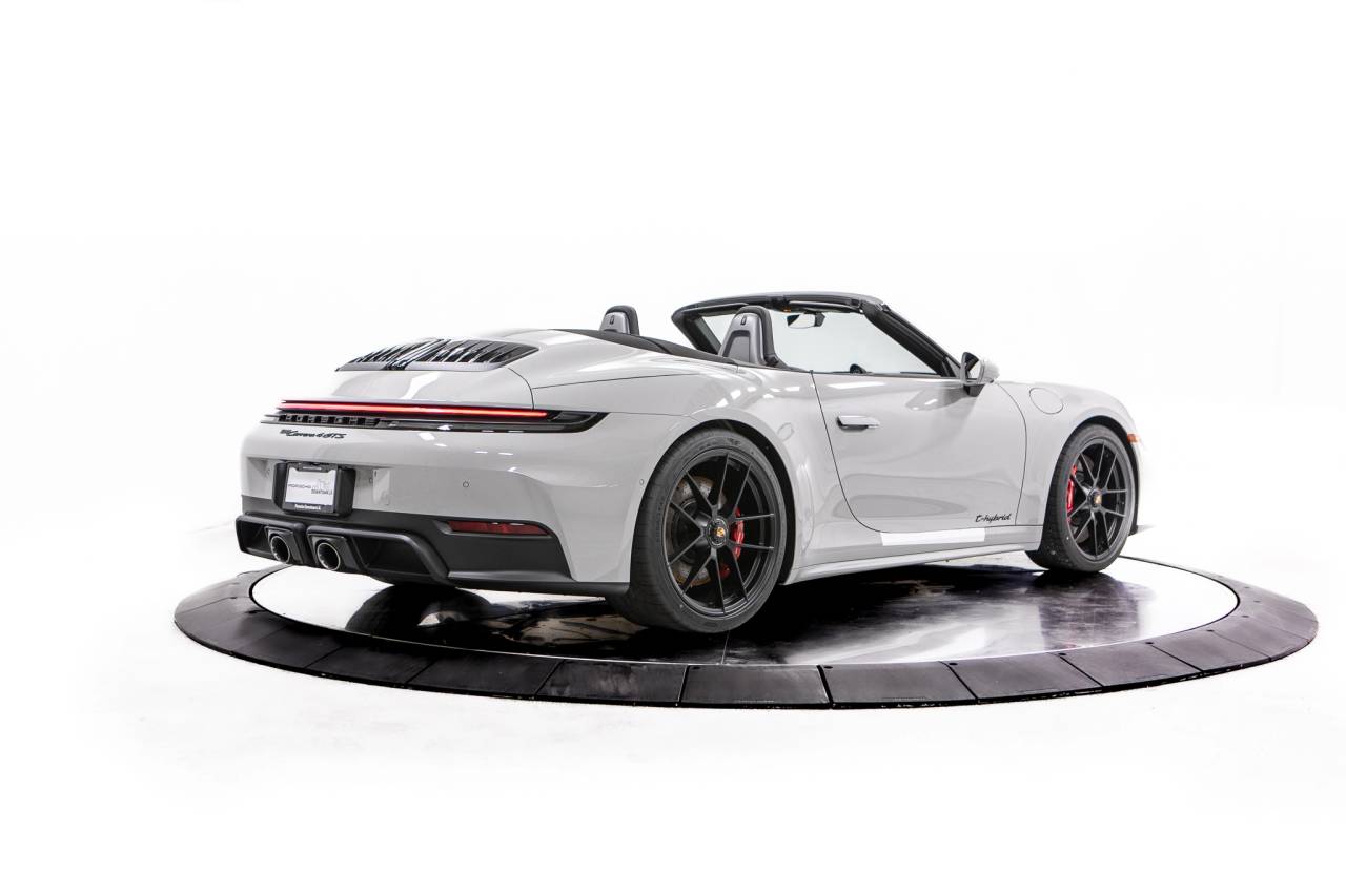 Thumbnail: 2026 Porsche 911 - 7