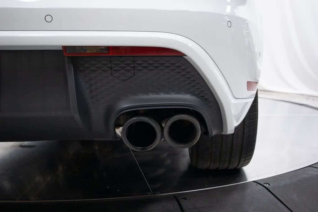 Thumbnail: 2024 Porsche Macan - 37