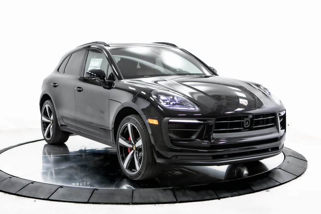 Thumbnail: 2025 Porsche Macan - 9
