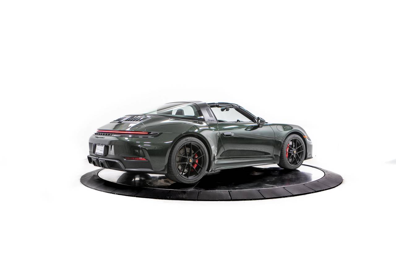 Thumbnail: 2026 Porsche 911 - 7