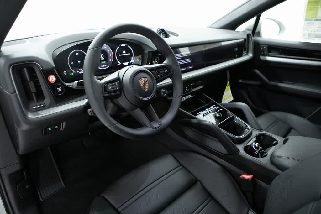 Thumbnail: 2025 Porsche  - 4