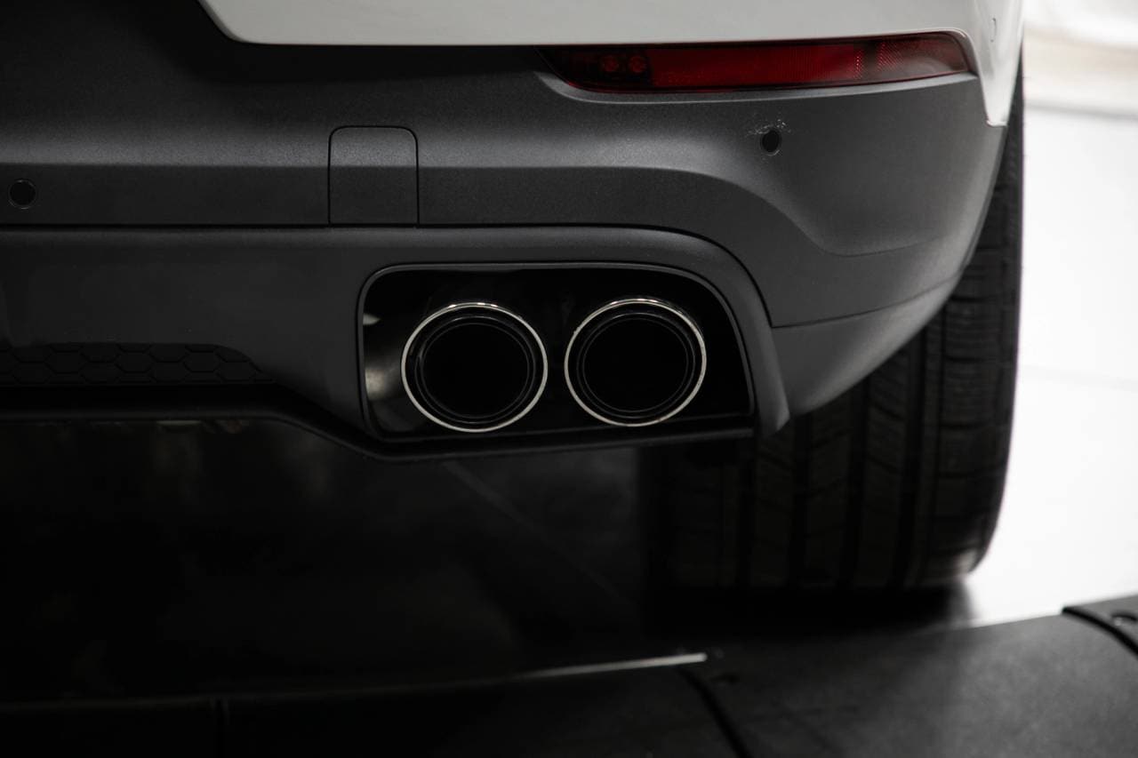 Thumbnail: 2025 Porsche Cayenne - 18