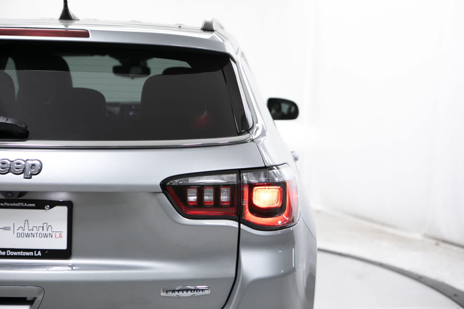 Thumbnail: 2023 Jeep Compass - 21