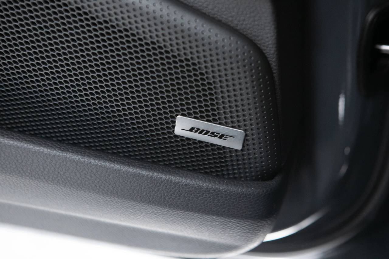 Thumbnail: 2026 Porsche Panamera - 34