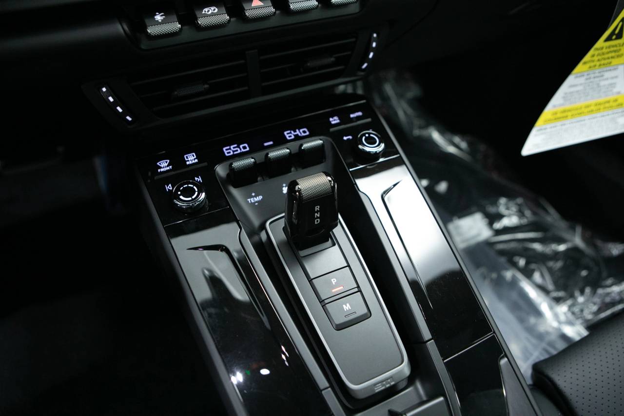 Thumbnail: 2026 Porsche 911 - 29