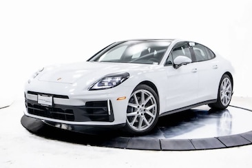 2024 Porsche Panamera 4