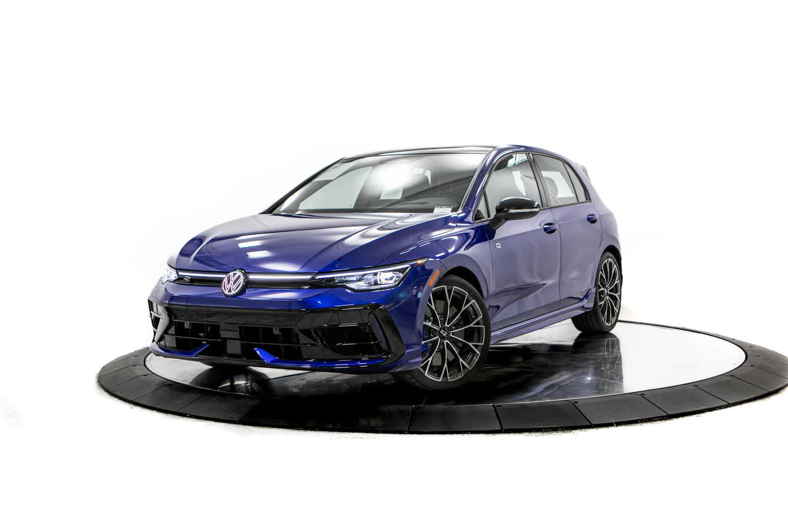 2026 Volkswagen Golf R Golf R 4-door DSG's photo