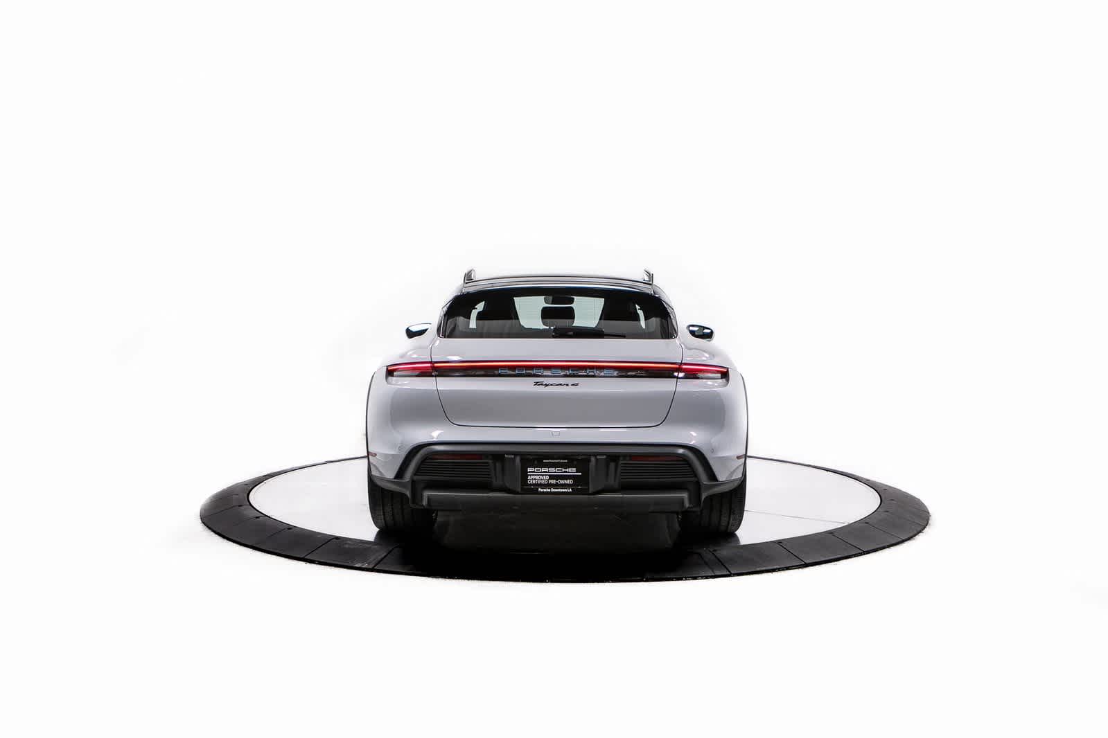 Thumbnail: 2024 Porsche Taycan - 6