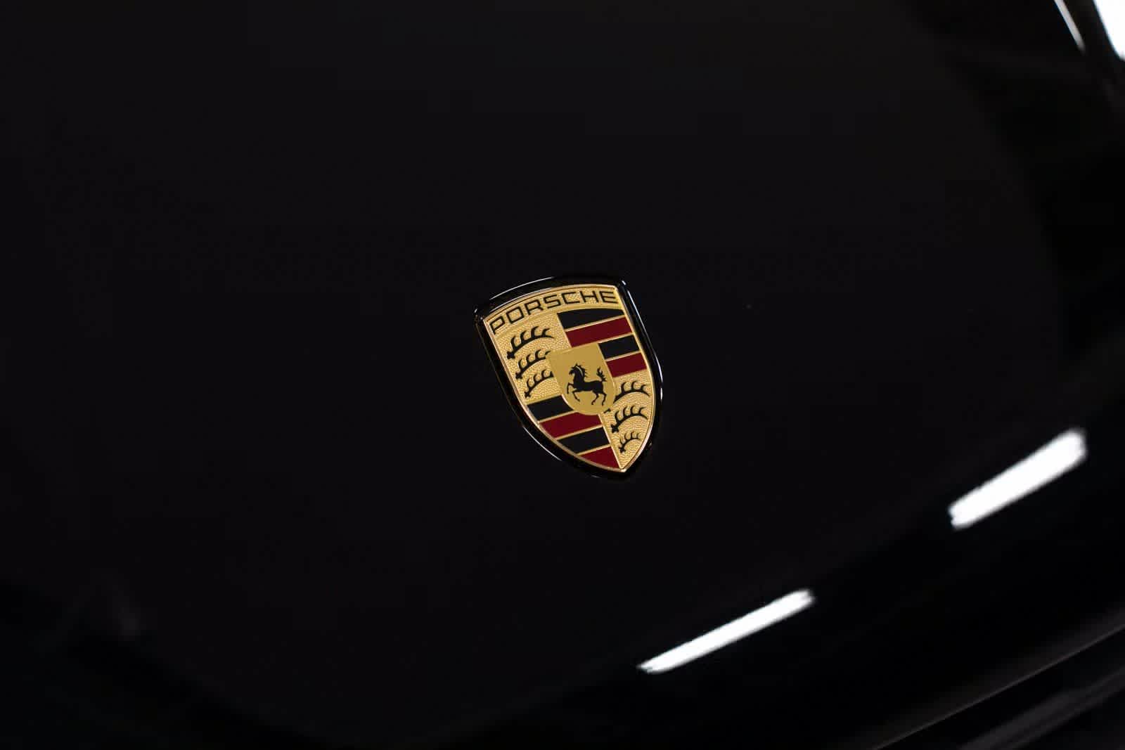 Thumbnail: 2025 Porsche Macan - 34