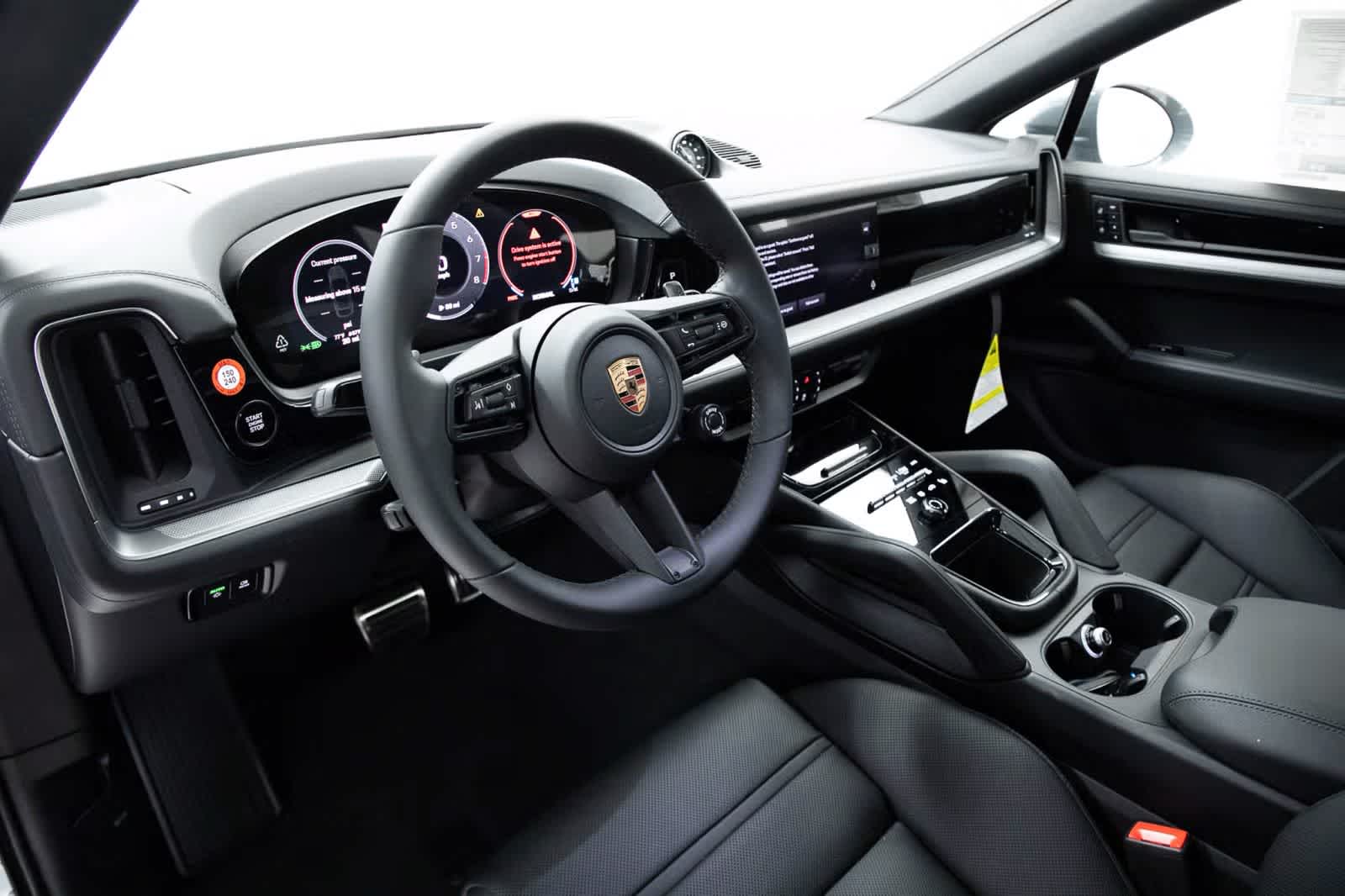 Thumbnail: 2025 Porsche Cayenne - 4