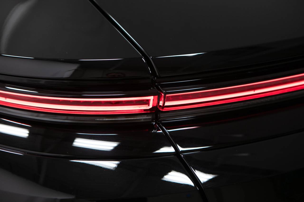 Thumbnail: 2026 Porsche Panamera - 15