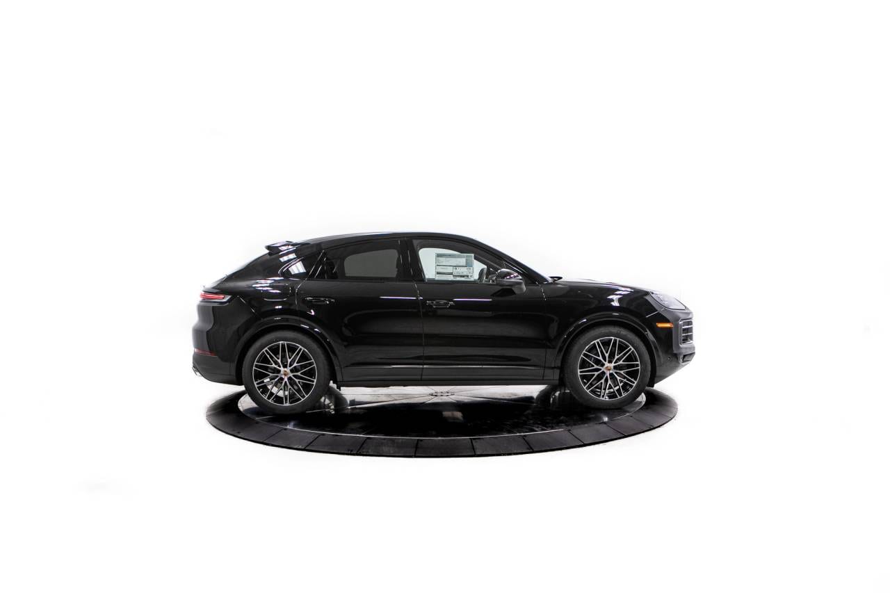 Thumbnail: 2026 Porsche  - 8