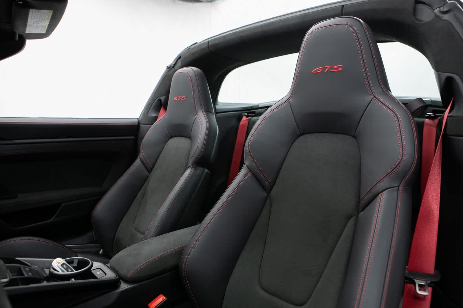 Thumbnail: 2024 Porsche 911 - 5