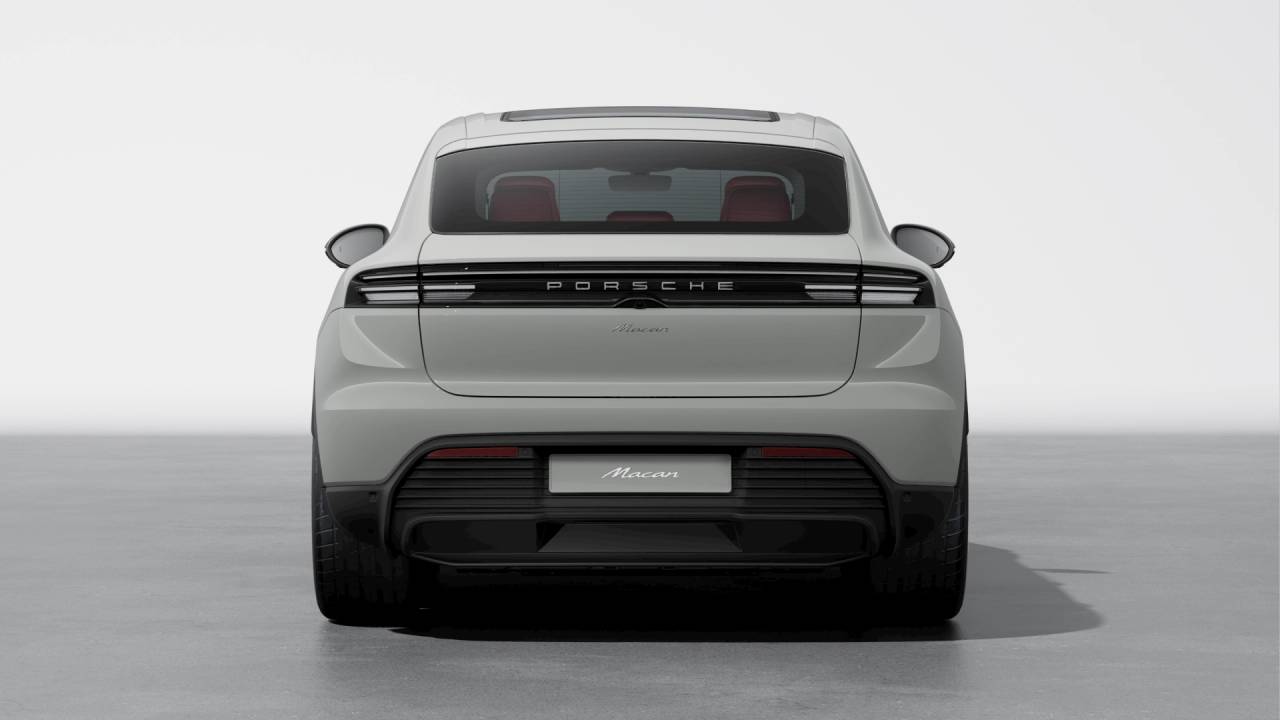 Thumbnail: 2026 Porsche Macan - 7