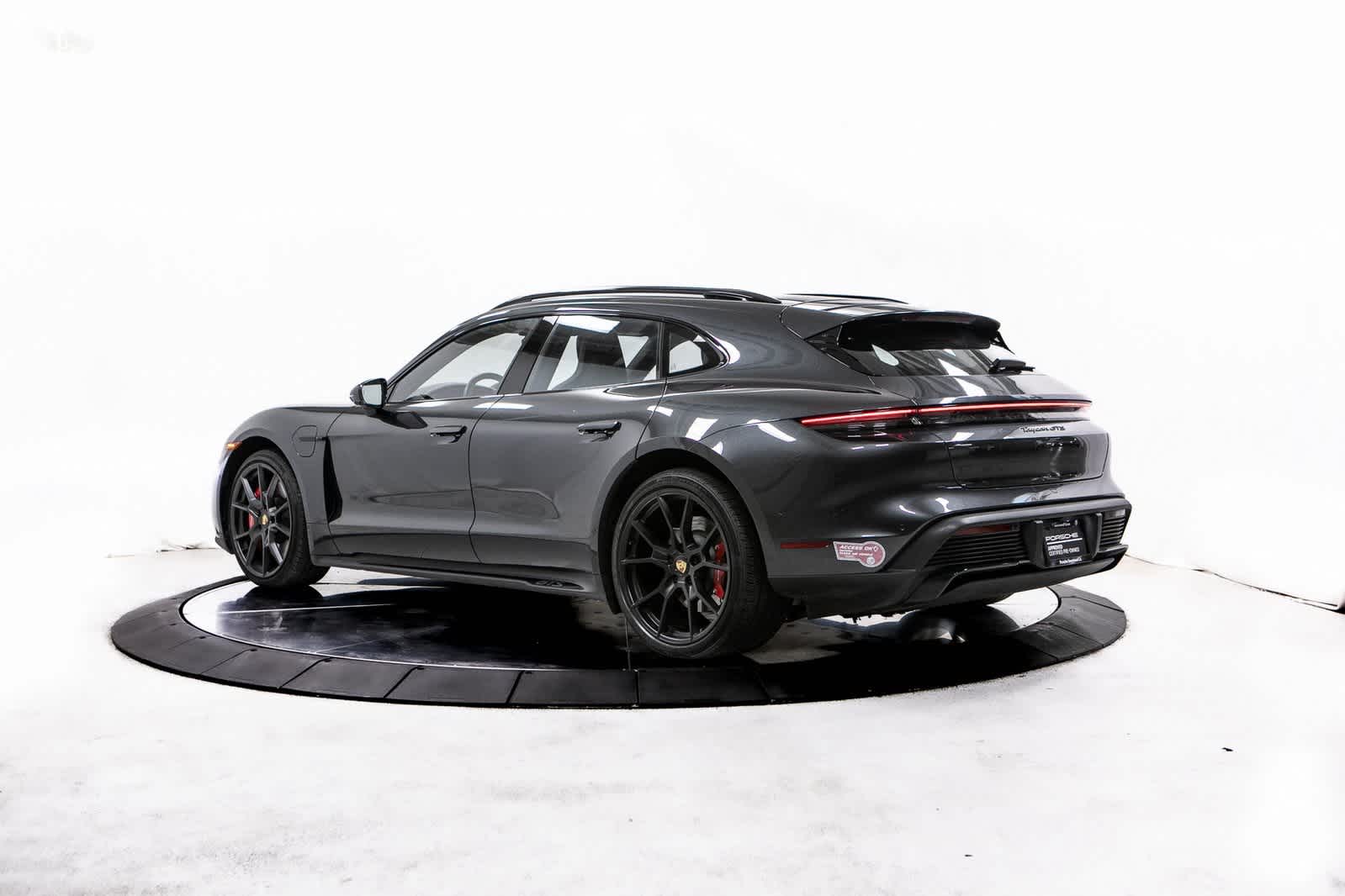 2024 Porsche Taycan GTS Sport Turismo photo 3