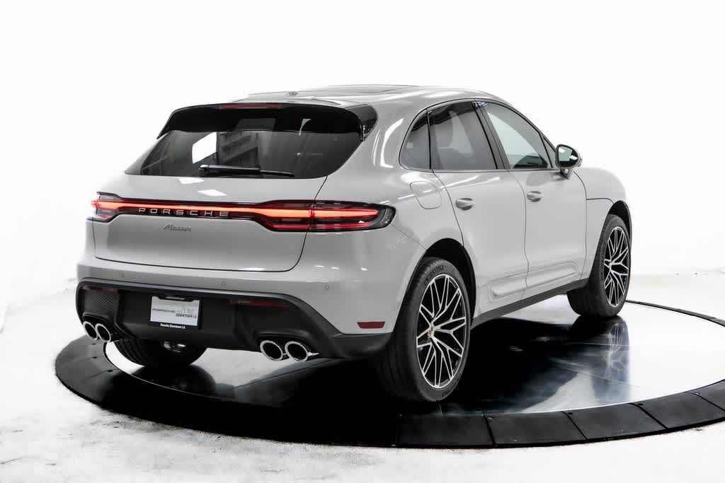 Thumbnail: 2025 Porsche Macan - 7