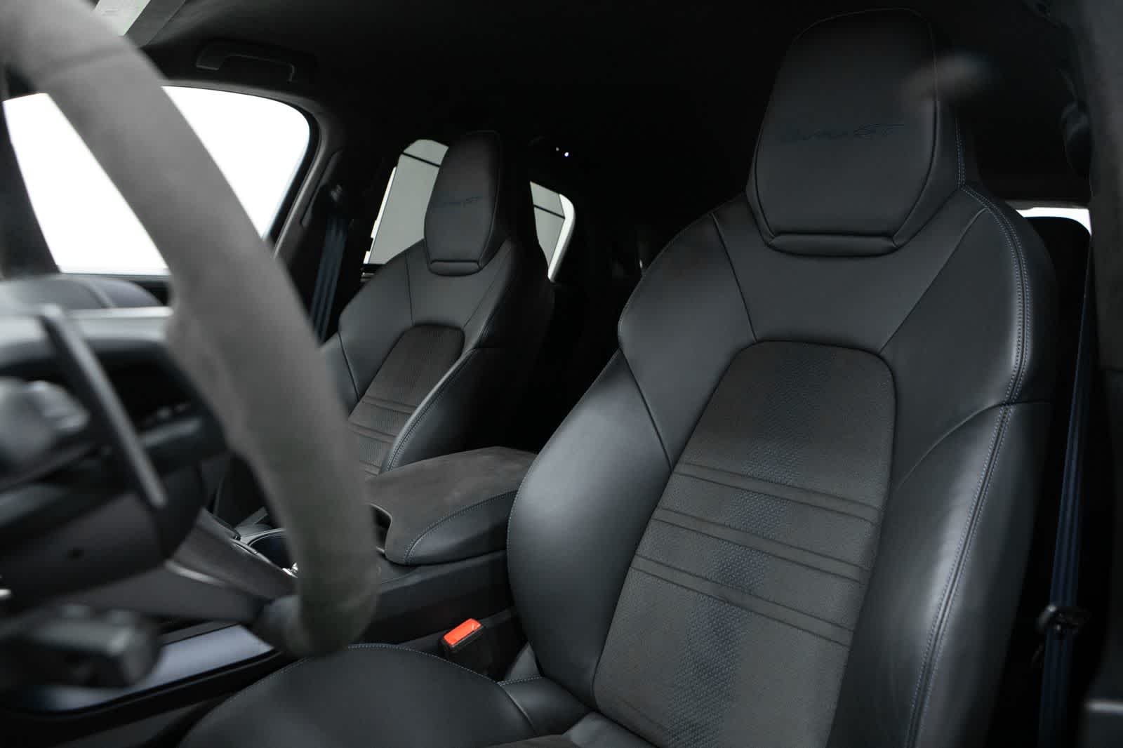 Thumbnail: 2025 Porsche Cayenne - 5
