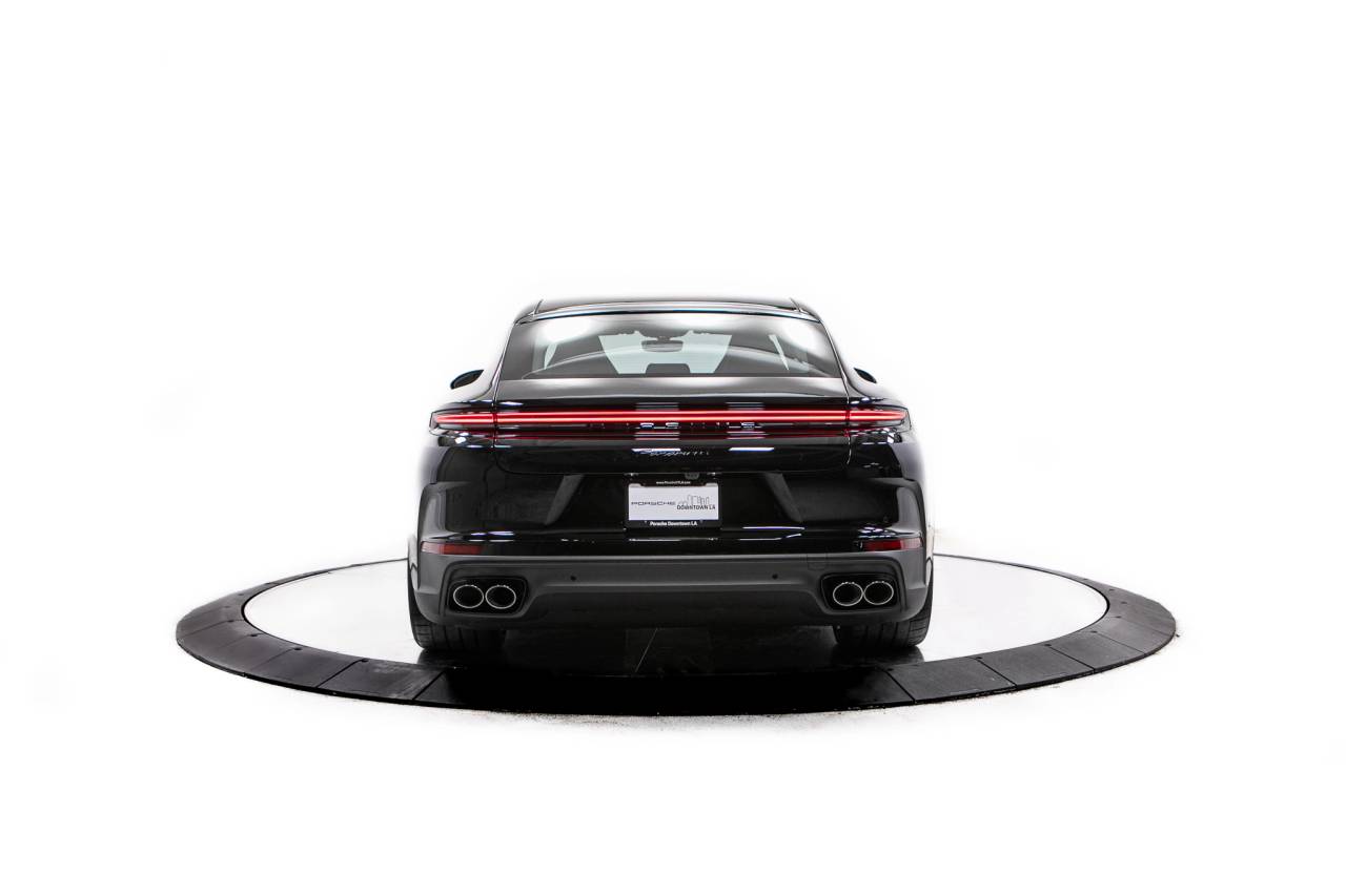 Thumbnail: 2026 Porsche Panamera - 6