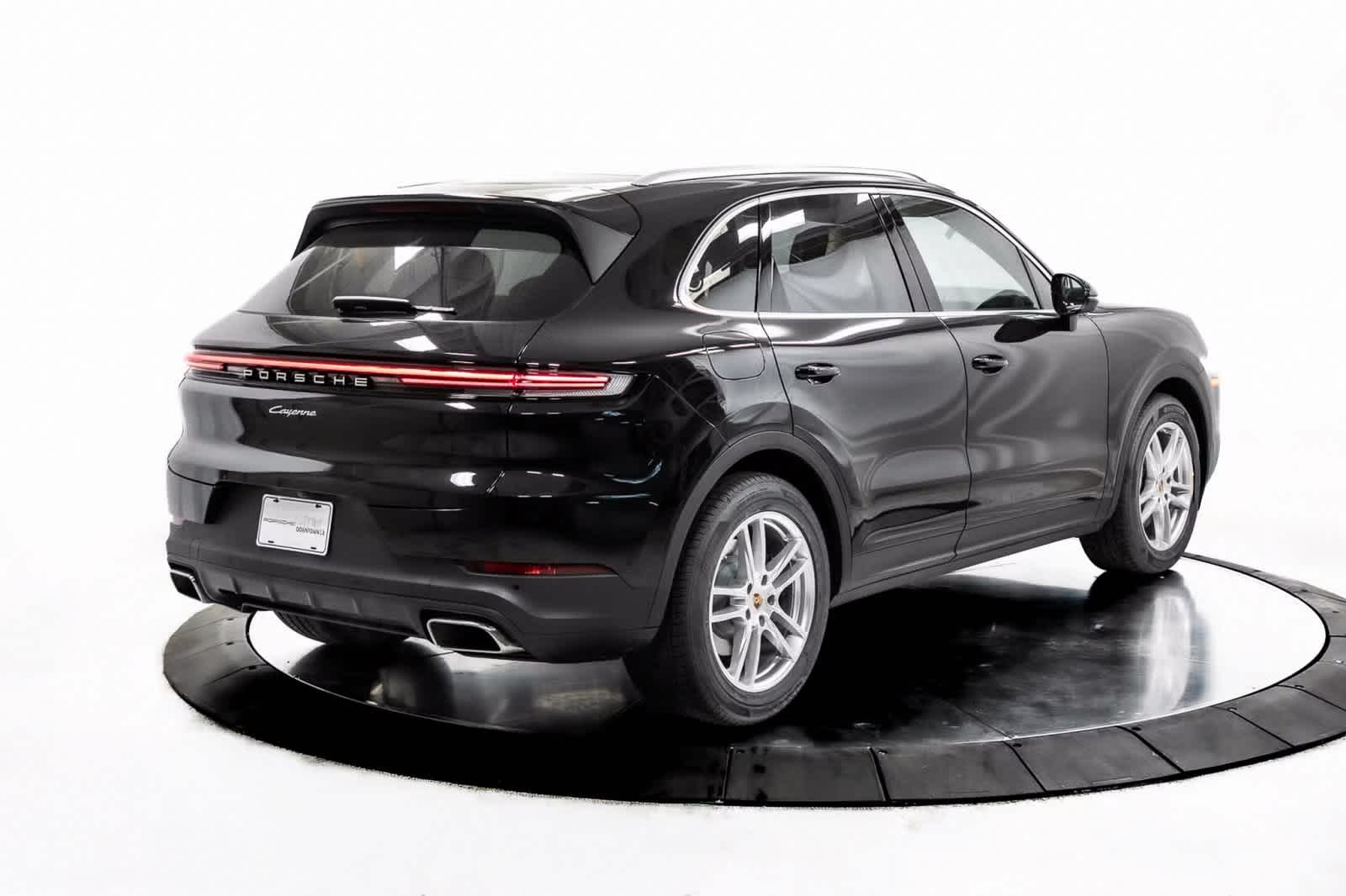 Thumbnail: 2025 Porsche Cayenne - 7