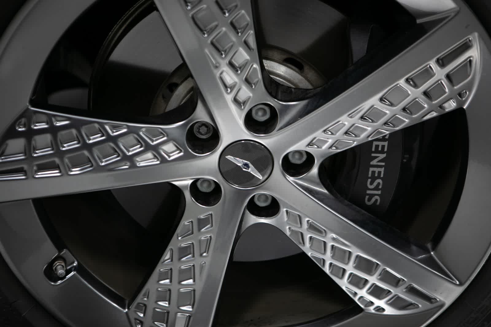 Thumbnail: 2023 Genesis GV70 - 11