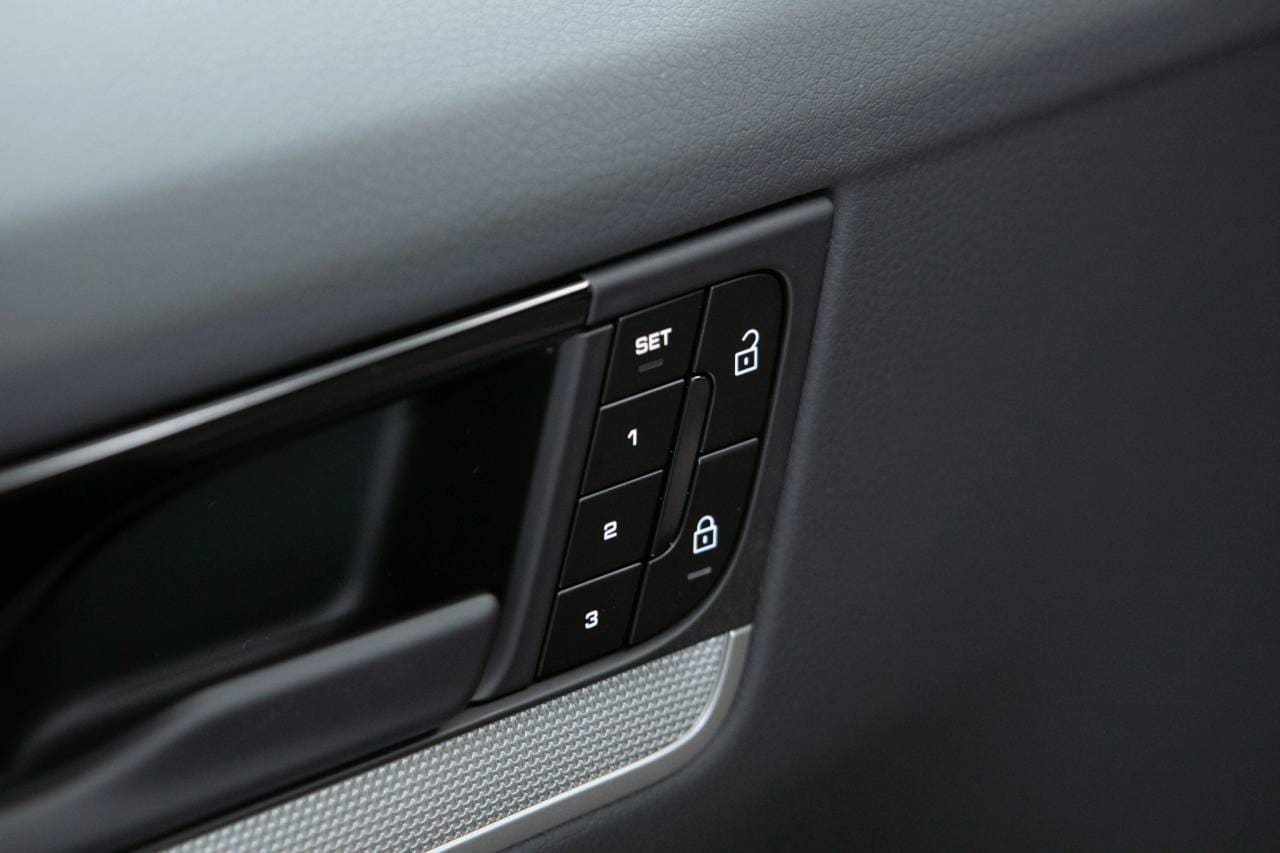 Thumbnail: 2026 Porsche  - 26