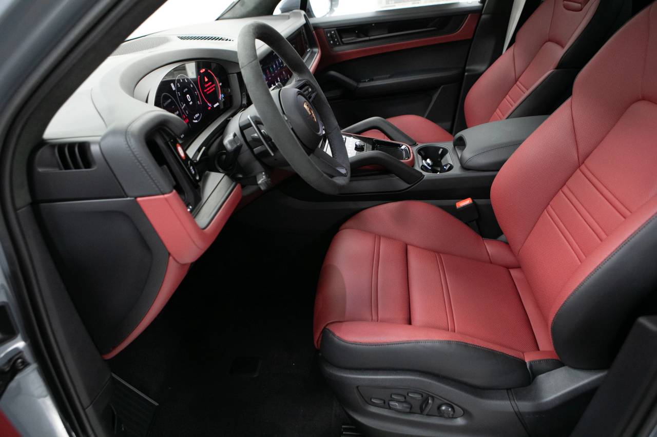 Thumbnail: 2026 Porsche Cayenne - 23
