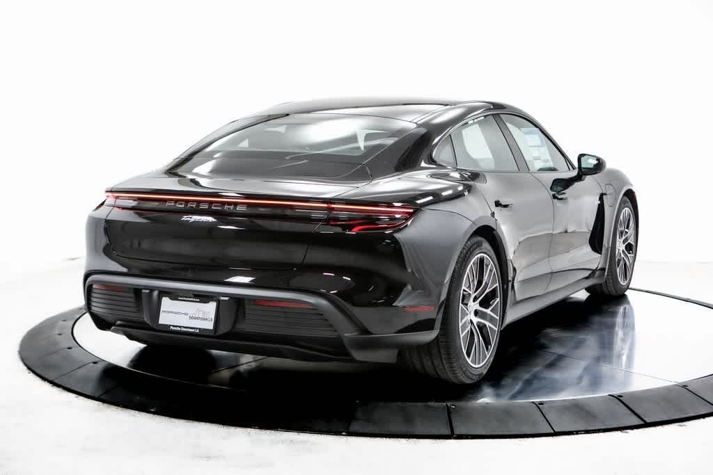 Thumbnail: 2025 Porsche Taycan - 7