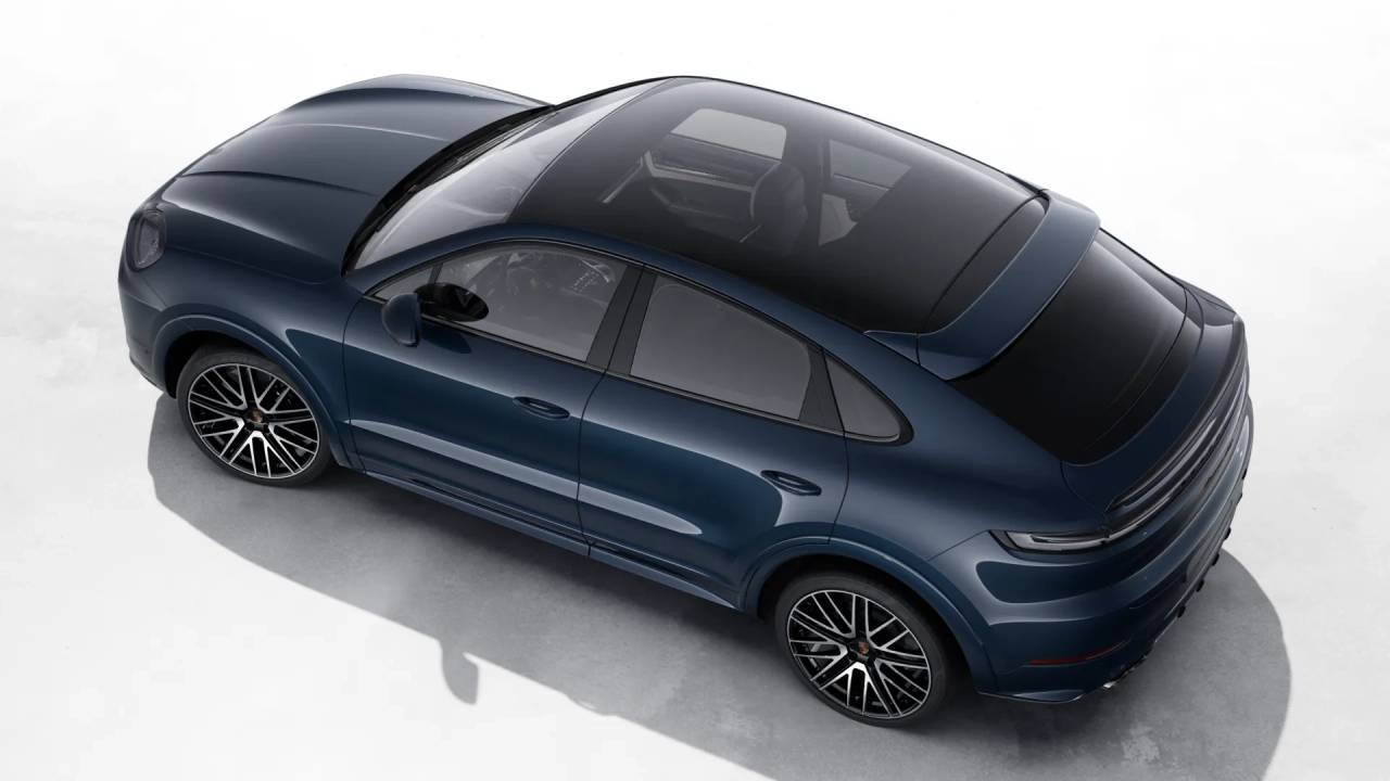 2026 Porsche Cayenne Coupe GTS photo 4