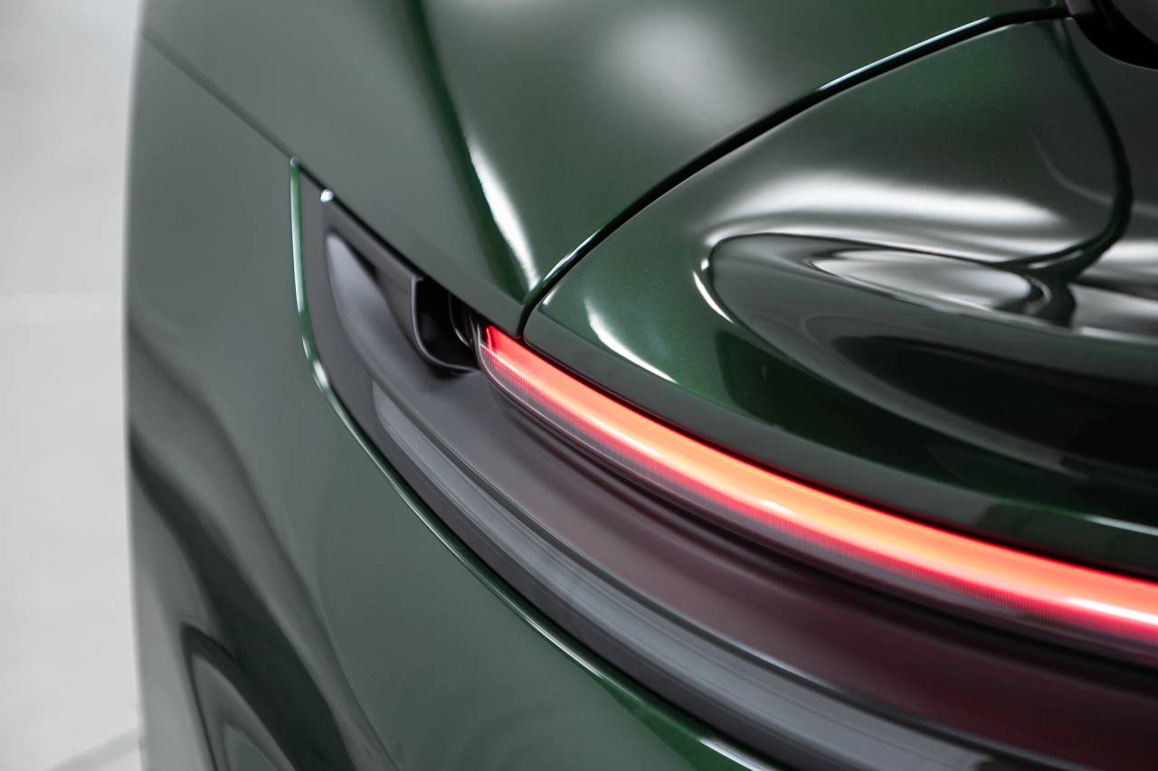 Thumbnail: 2026 Porsche 911 - 15