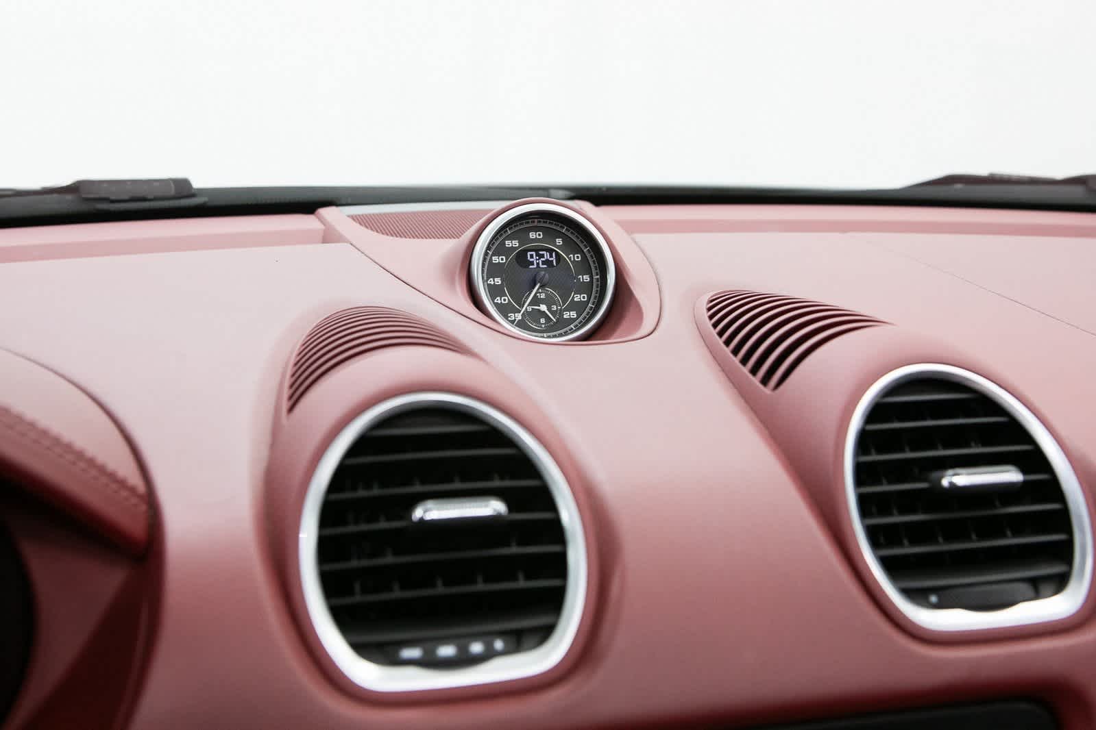 Thumbnail: 2022 Porsche  - 25