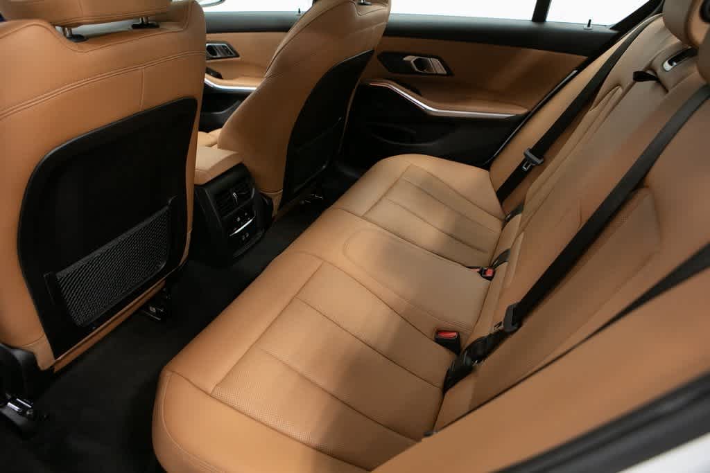 Thumbnail: 2023 BMW 3 Series - 28