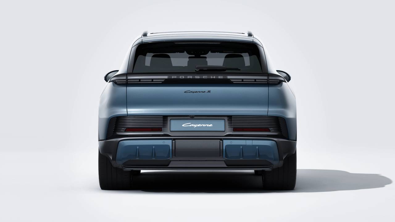 Thumbnail: 2026 Porsche Cayenne - 7