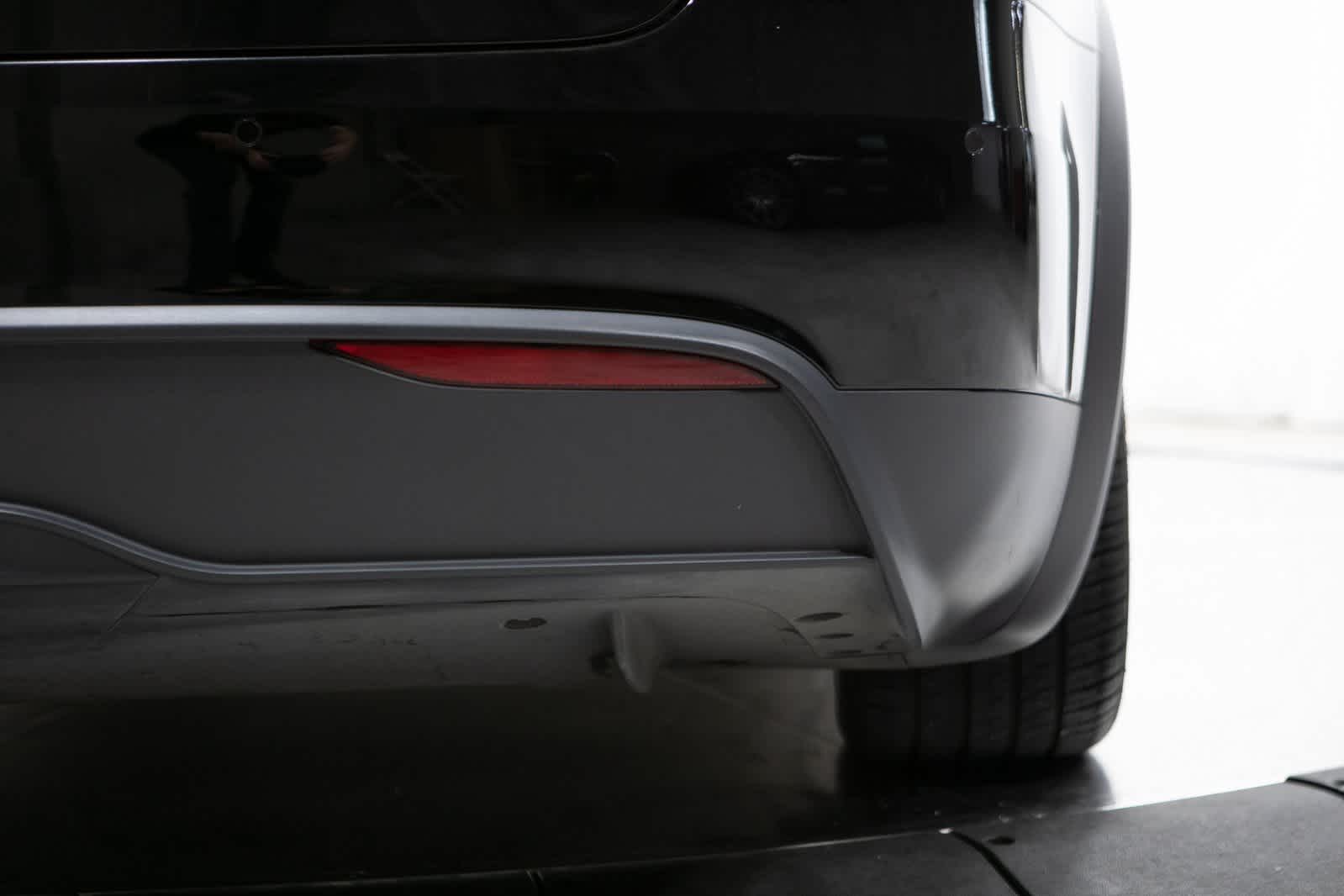 Thumbnail: 2022 Tesla Model X - 34