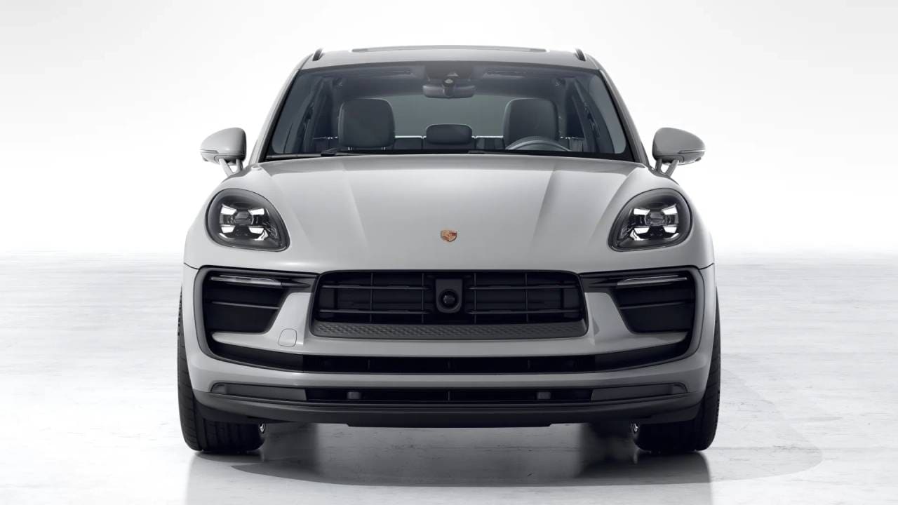 Thumbnail: 2026 Porsche Macan - 9