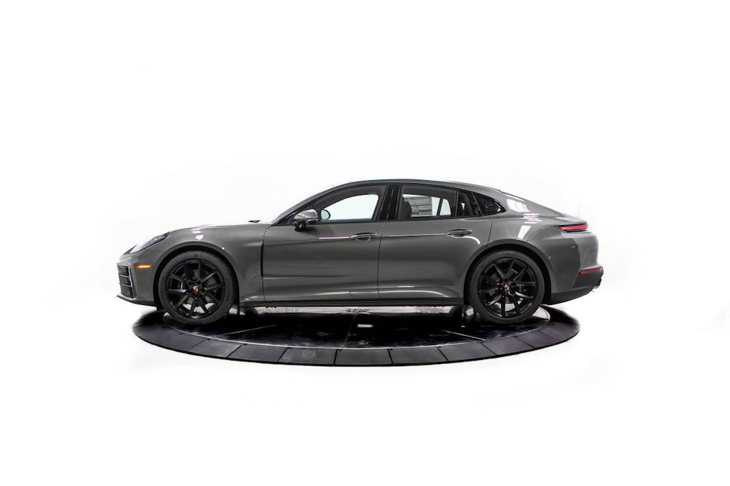 New 2026 Porsche Panamera Sedan