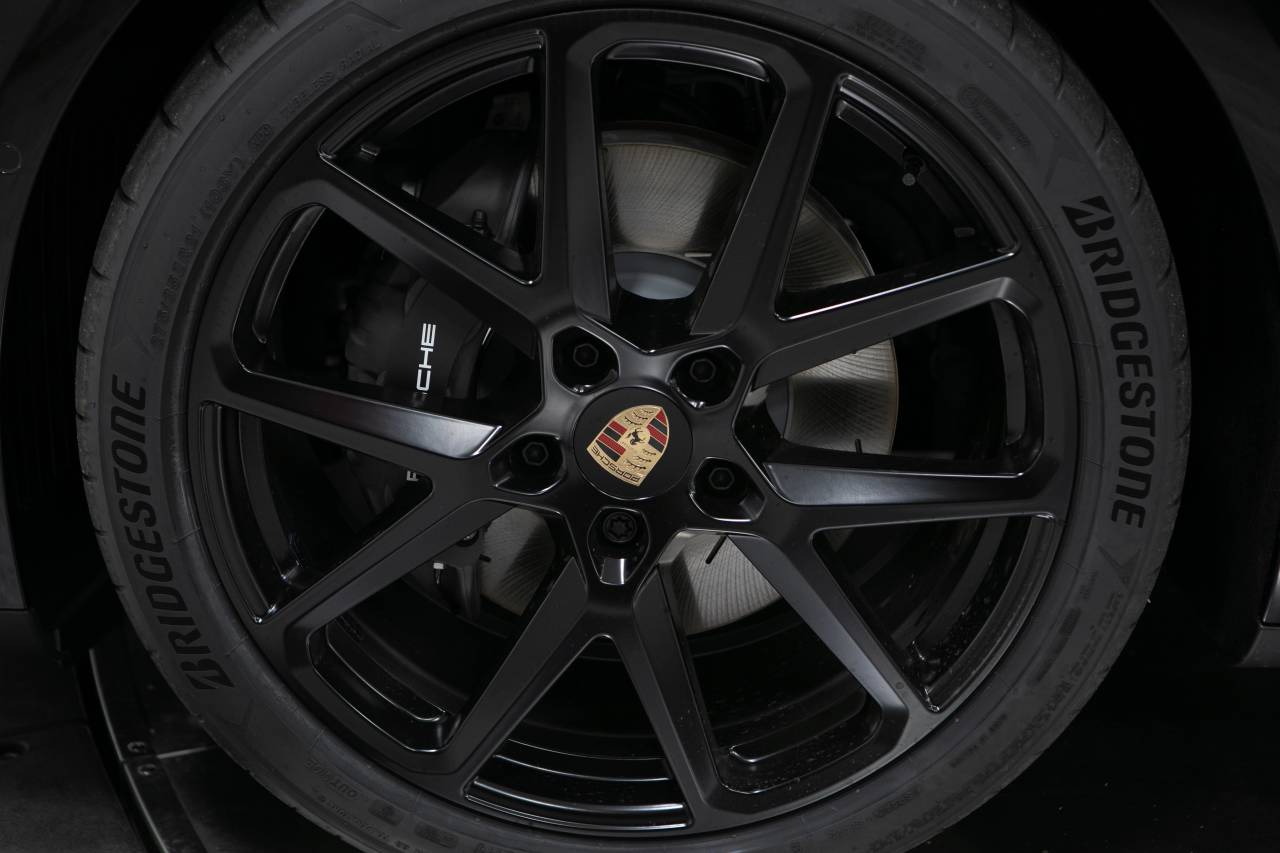 Thumbnail: 2025 Porsche Panamera - 13