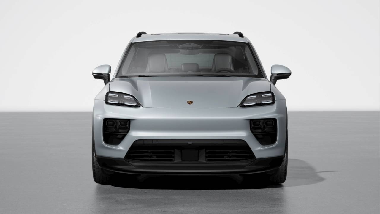 Thumbnail: 2026 Porsche Macan - 8