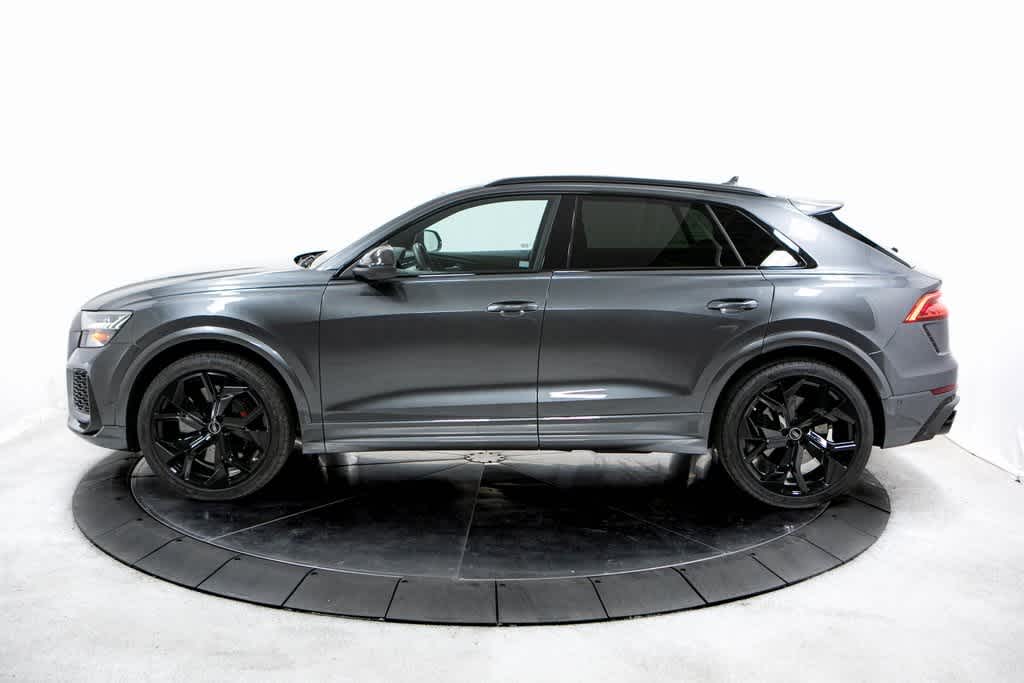 Thumbnail: 2023 Audi RS Q8 - 2