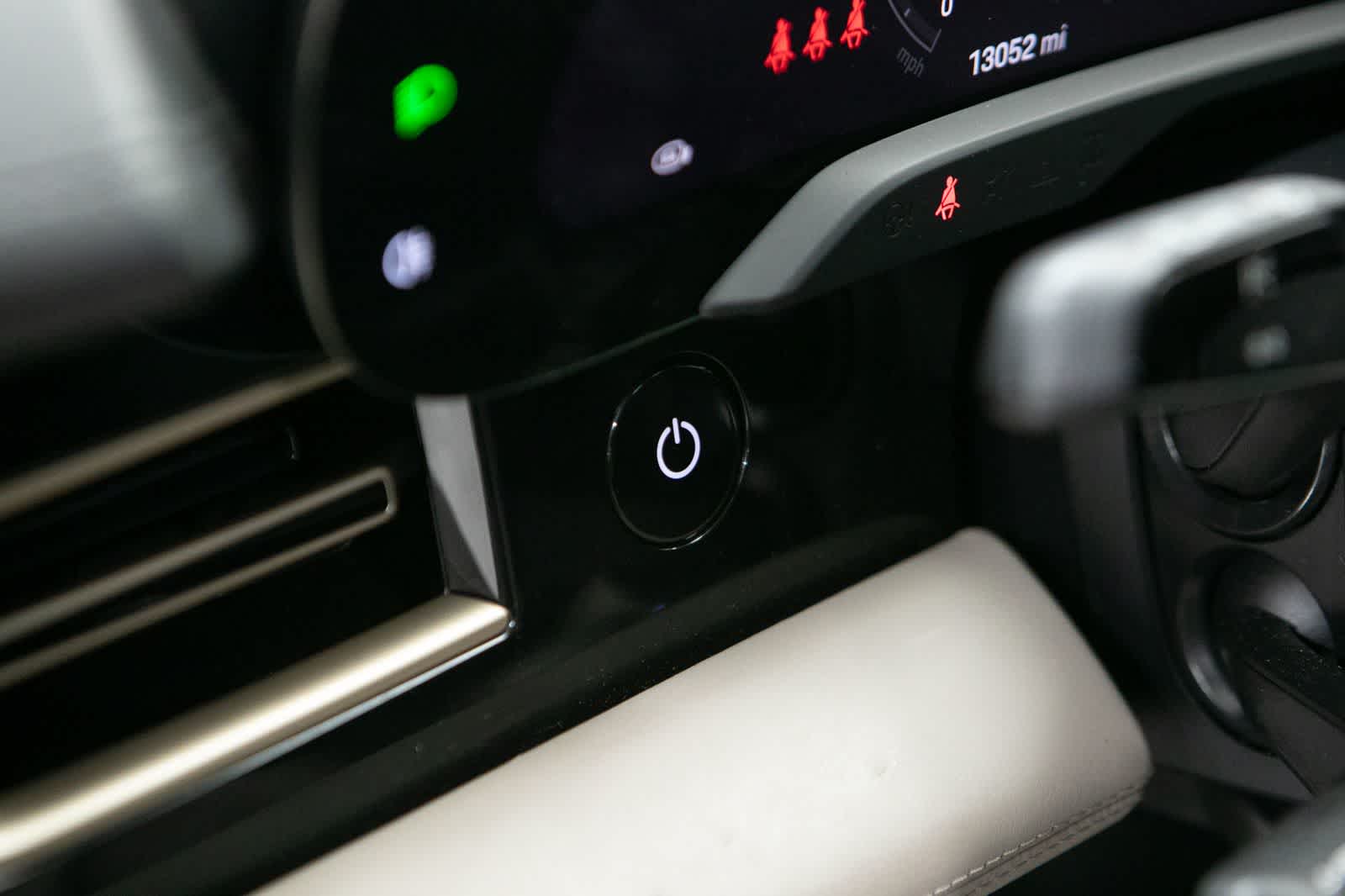 Thumbnail: 2024 Porsche Taycan - 27