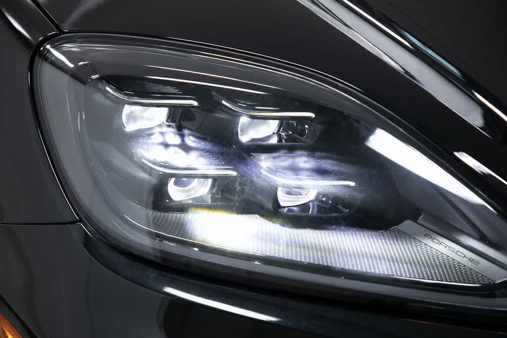 Thumbnail: 2025 Porsche Cayenne - 34
