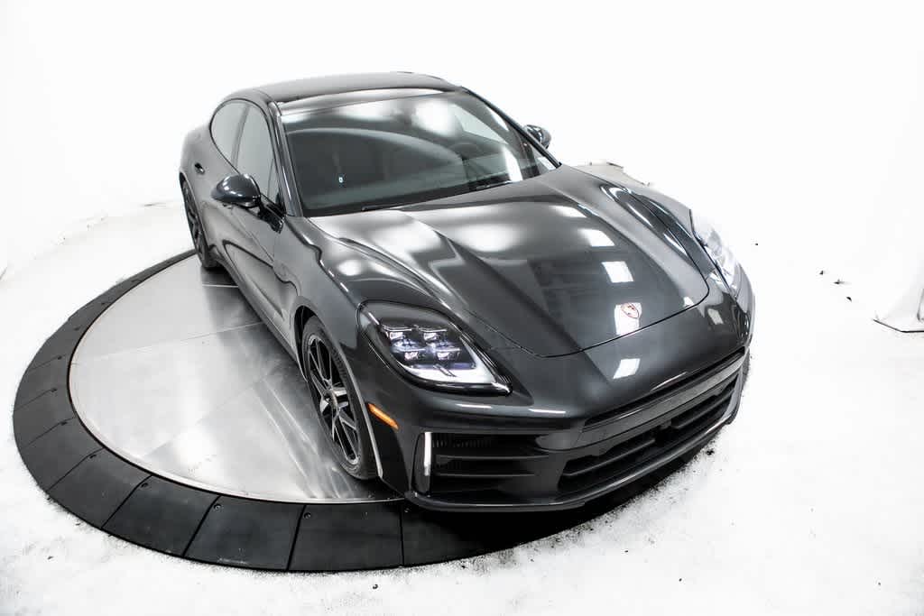 Thumbnail: 2025 Porsche Panamera - 38