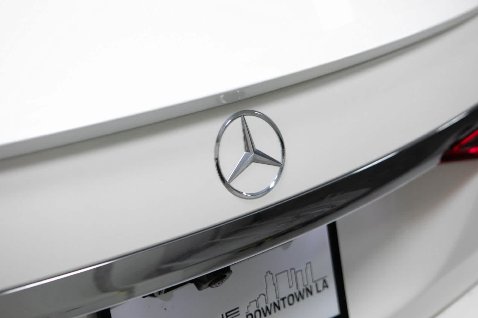 Thumbnail: 2021 Mercedes-Benz S-Class - 31