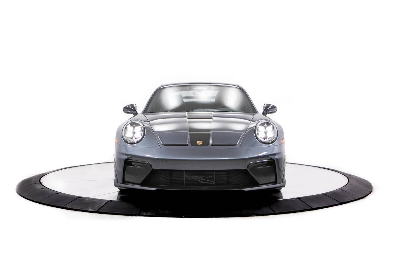 Thumbnail: 2026 Porsche 911 - 10