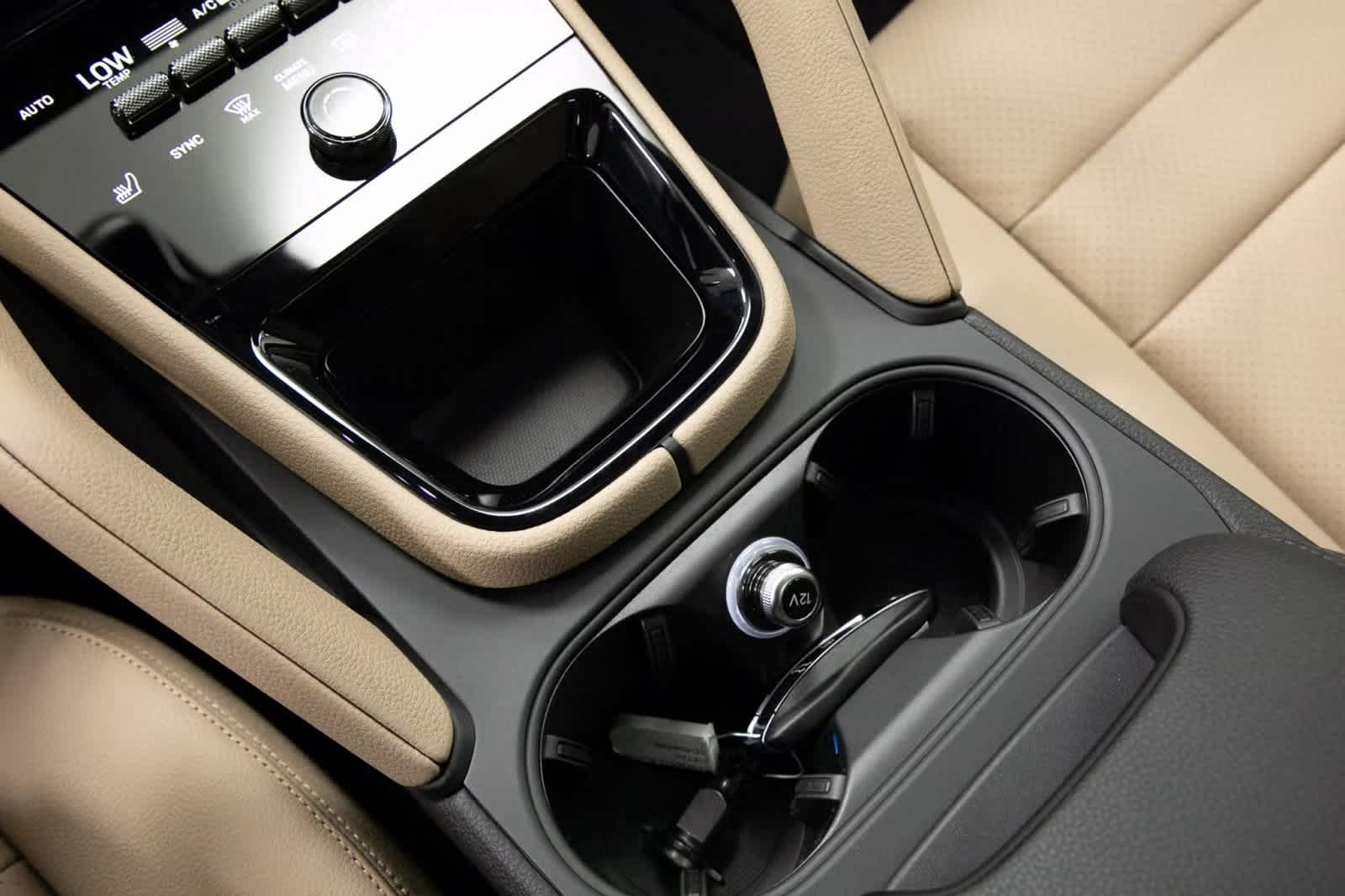 Thumbnail: 2025 Porsche Cayenne - 23