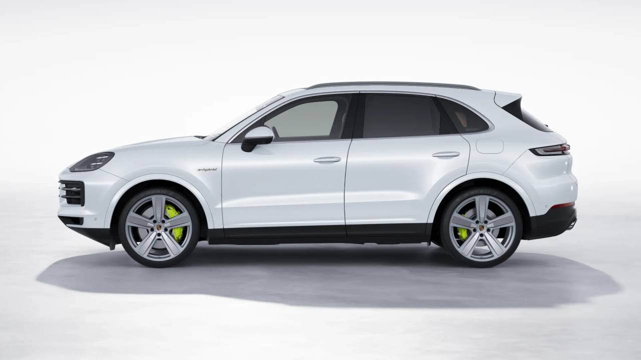 Thumbnail: 2025 Porsche Cayenne - 2