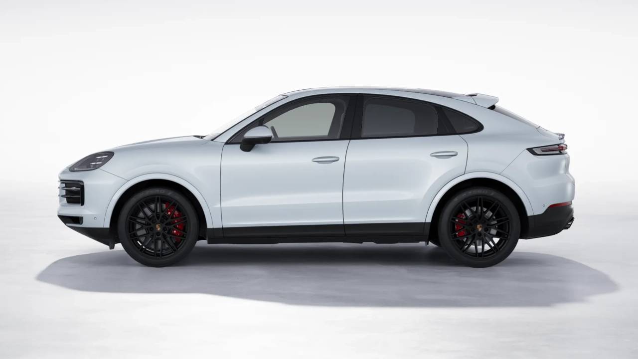 2026 Porsche Cayenne Coupe S photo 2