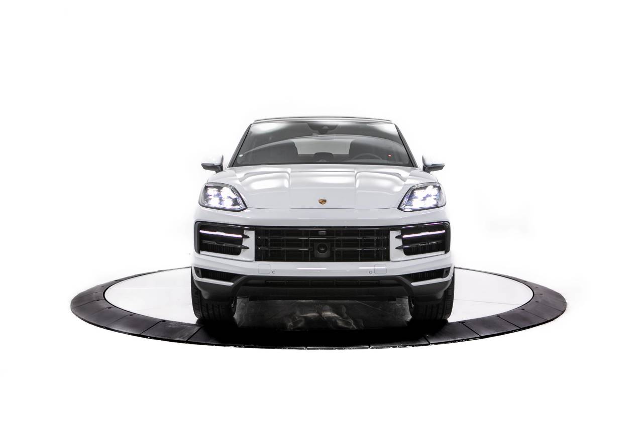 Thumbnail: 2026 Porsche  - 10