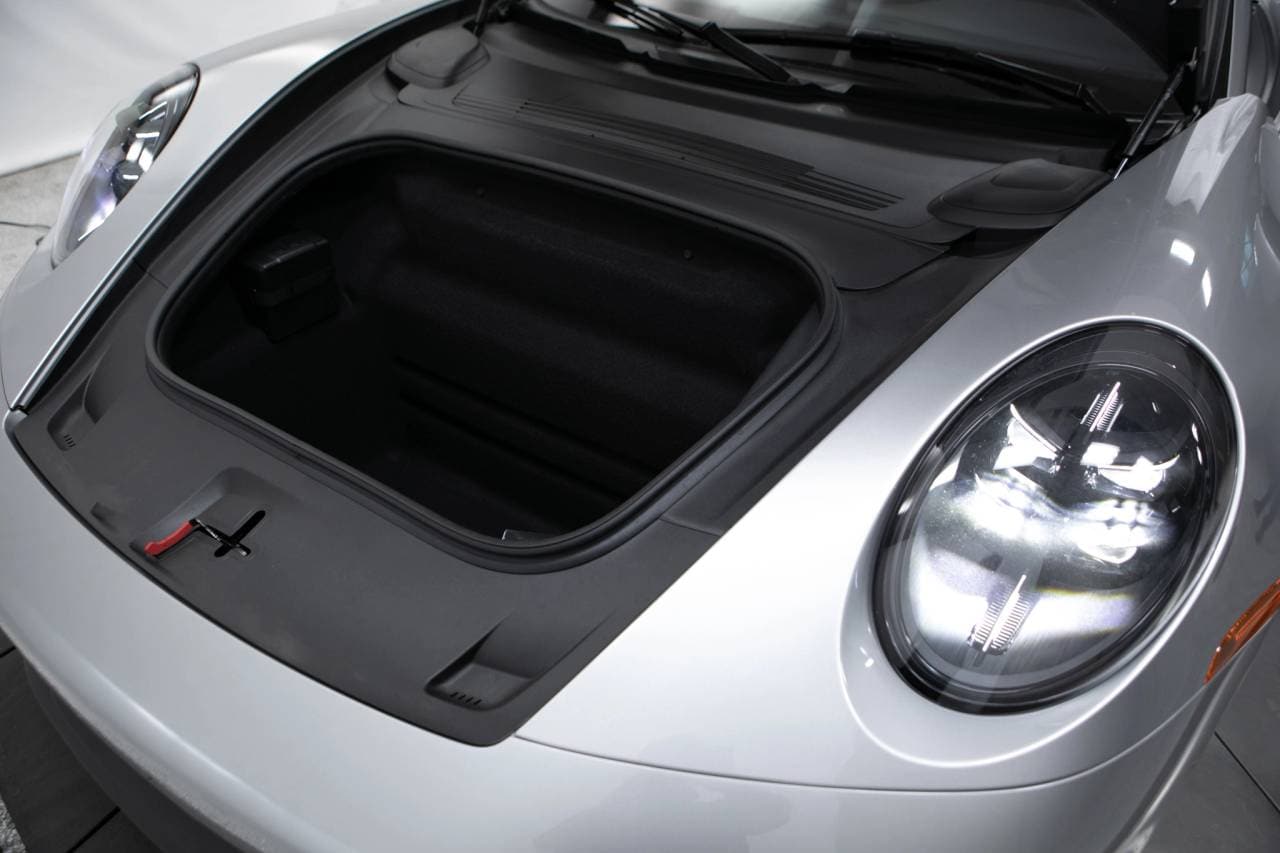 Thumbnail: 2026 Porsche 911 - 37