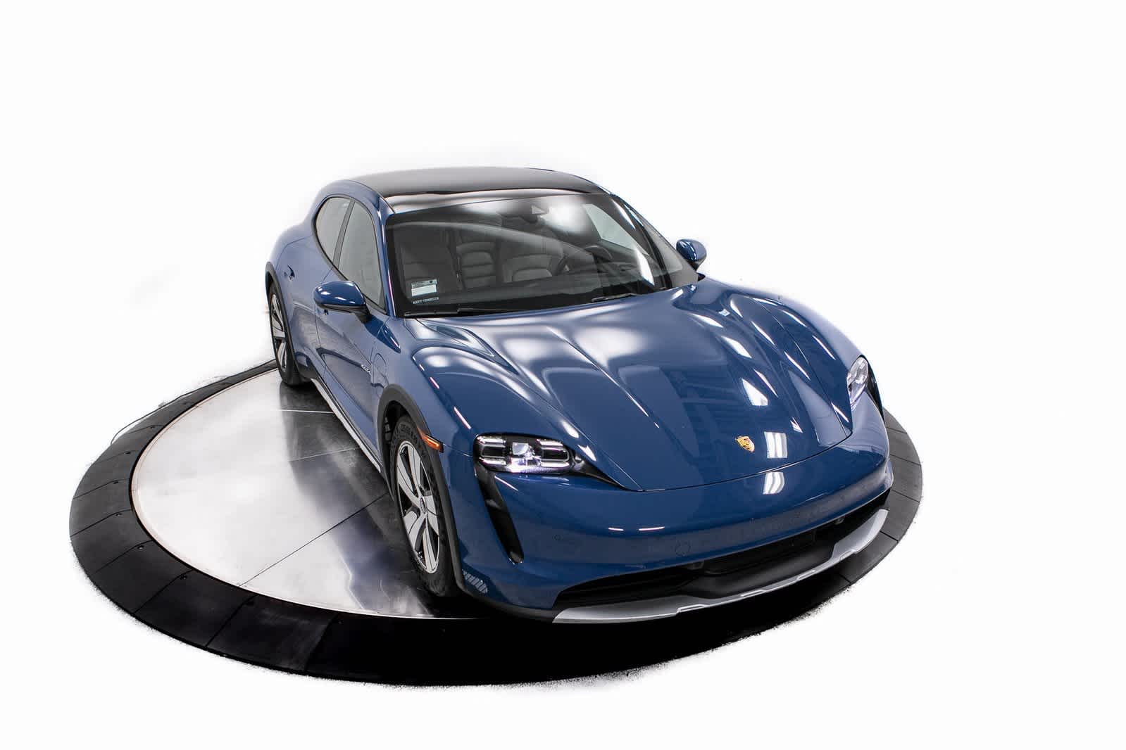 Thumbnail: 2023 Porsche Taycan - 38