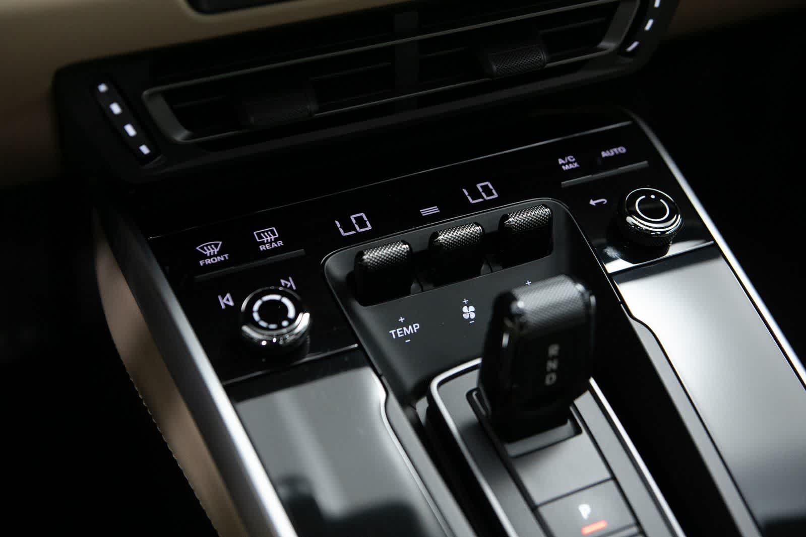 Thumbnail: 2021 Porsche 911 - 23